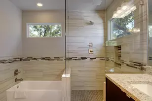 5308 Downs Dr, Austin, TX 78721 - Photo 11
