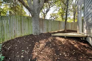 5308 Downs Dr, Austin, TX 78721 - Photo 21