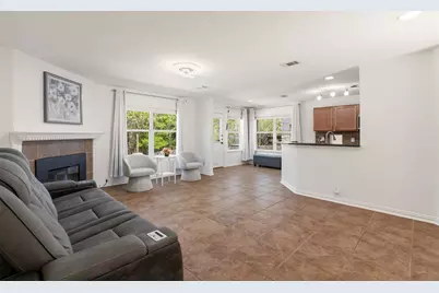 228 Hoot Owl Lane N, Leander, TX 78641 - Photo 15