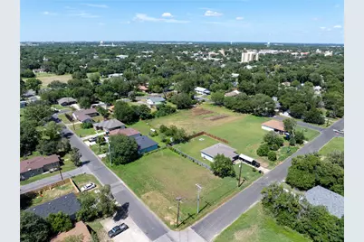 761 Mitchell Avenue, Seguin, TX 78155 - Photo 3