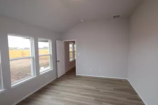 13709 Warnock Trl, Manor, TX 78653 - Photo 7