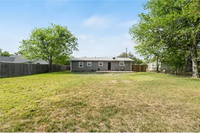 445 W Vaughan Street, Bertram, TX 78605 - Photo 21