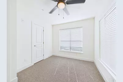 711 W 32nd Street #151, Austin, TX 78705 - Photo 17