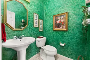 4 Tiburon Dr, The Hills, TX 78738 - Photo 9