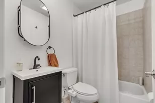 10809 Parkfield Dr, Austin, TX 78758 - Photo 19