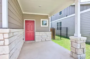 124-A Banyon Dr, Liberty Hill, TX 78642 - Photo 31