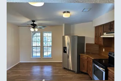 1047 Private Road 3022, Elgin, TX 78621 - Photo 5