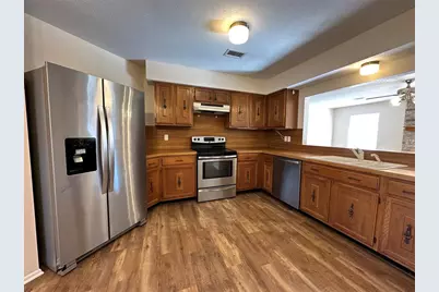 1047 Private Road 3022, Elgin, TX 78621 - Photo 3