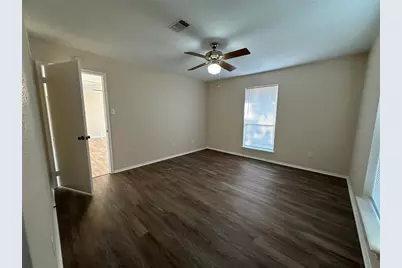 1047 Private Road 3022, Elgin, TX 78621 - Photo 7