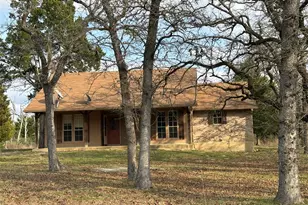 1047 Private Road 3022, Elgin, TX 78621 - Photo 19