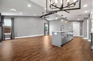 5143 Ganymede Dr, Austin, TX 78727 - Photo 11