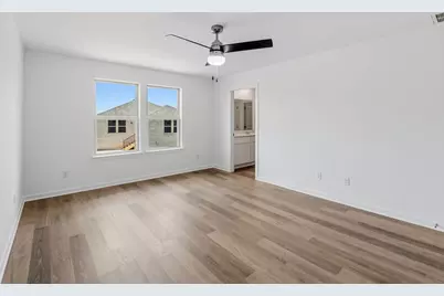111 Blackfoot Daisy Path, San Marcos, TX 78666 - Photo 11