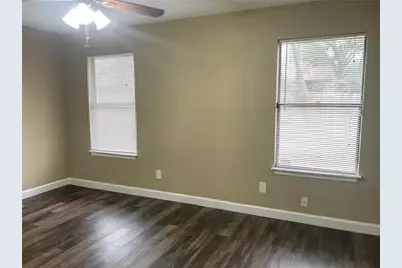 10511 Robinwood Circle, Austin, TX 78758 - Photo 15