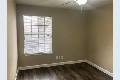 10511 Robinwood Circle, Austin, TX 78758 - Photo 9
