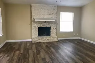 10511 Robinwood Cir, Austin, TX 78758 - Photo 7