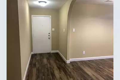 10511 Robinwood Circle, Austin, TX 78758 - Photo 3