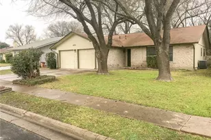 10511 Robinwood Cir, Austin, TX 78758 - Photo 1