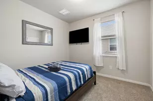 204 Rochester Ln, Hutto, TX 78634 - Photo 35