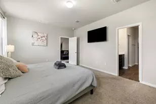 204 Rochester Ln, Hutto, TX 78634 - Photo 25