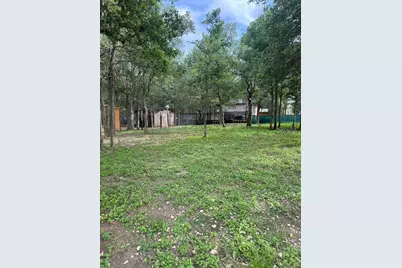 401 Ride Out Boulevard, Elgin, TX 78621 - Photo 11