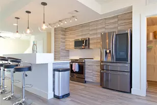 604 N Bluff Dr, Austin, TX 78745 - Photo 9