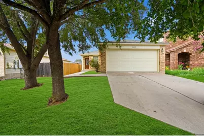 5624 Sunday Silence Drive, Del Valle, TX 78617 - Photo 3