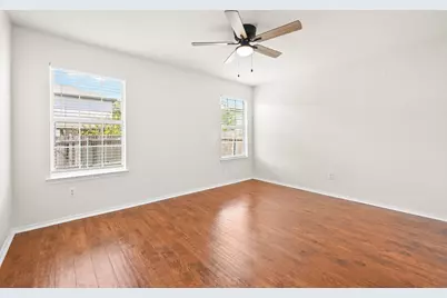 5624 Sunday Silence Drive, Del Valle, TX 78617 - Photo 15