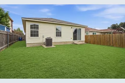 5624 Sunday Silence Drive, Del Valle, TX 78617 - Photo 25