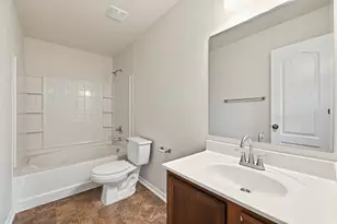 5624 Sunday Silence Dr, Del Valle, TX 78617 - Photo 17