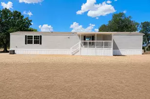 449 Hurst Ln, Seguin, TX 78155 - Photo 1