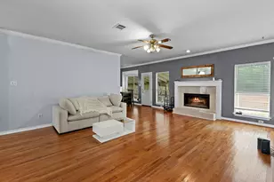 11737 Rydalwater Ln, Austin, TX 78754 - Photo 9