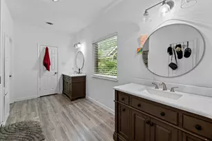 11737 Rydalwater Ln, Austin, TX 78754 - Photo 19