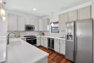 1203 E 2nd St, Austin, TX 78702 - Photo 3