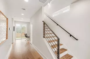 7921 Floracita Ln, Austin, TX 78735 - Photo 3