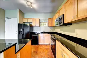 711 W 26th St, Austin, TX 78705 - Photo 5