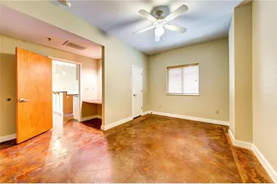 711 W 26th Street #506, Austin, TX 78705 - Photo 11