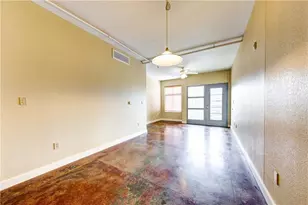 711 W 26th St, Austin, TX 78705 - Photo 3
