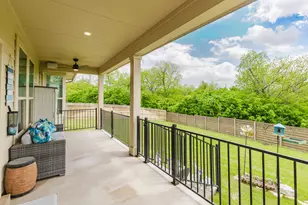 2021 Matlock Cir, Hutto, TX 78634 - Photo 31