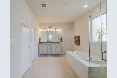 2021 Matlock Circle, Hutto, TX 78634 - Photo 17