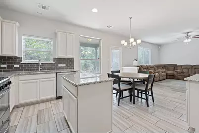 307 Parkside Drive, San Marcos, TX 78666 - Photo 13