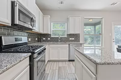 307 Parkside Drive, San Marcos, TX 78666 - Photo 15