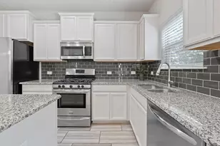 307 Parkside Dr, San Marcos, TX 78666 - Photo 11