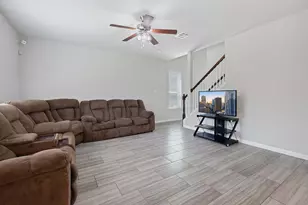 307 Parkside Dr, San Marcos, TX 78666 - Photo 9