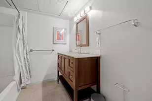 505 W 7th St, Austin, TX 78701 - Photo 19