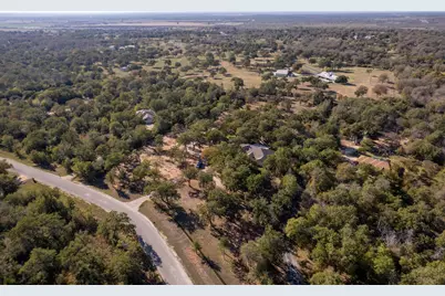 346 The Oaks Boulevard, Elgin, TX 78621 - Photo 37