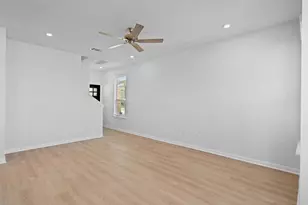 2212A Cornfield Dr, Pflugerville, TX 78660 - Photo 9