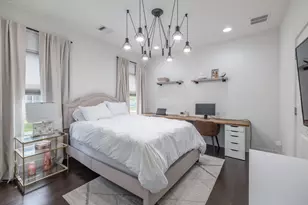 2705 Halcyon Dr, Austin, TX 78702 - Photo 11