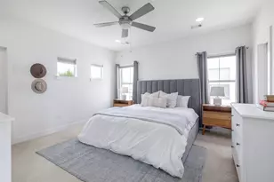 2705 Halcyon Dr, Austin, TX 78702 - Photo 7