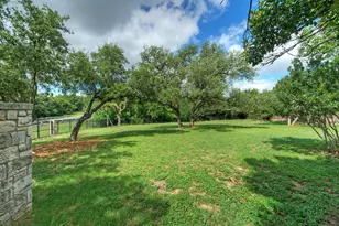 12012 Uplands Ridge Dr, Bee Cave, TX 78738 - Photo 39