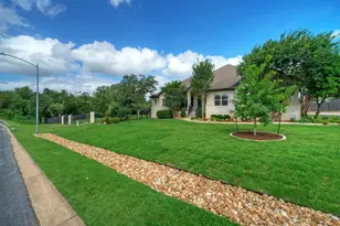 12012 Uplands Ridge Dr, Bee Cave, TX 78738 - Photo 1